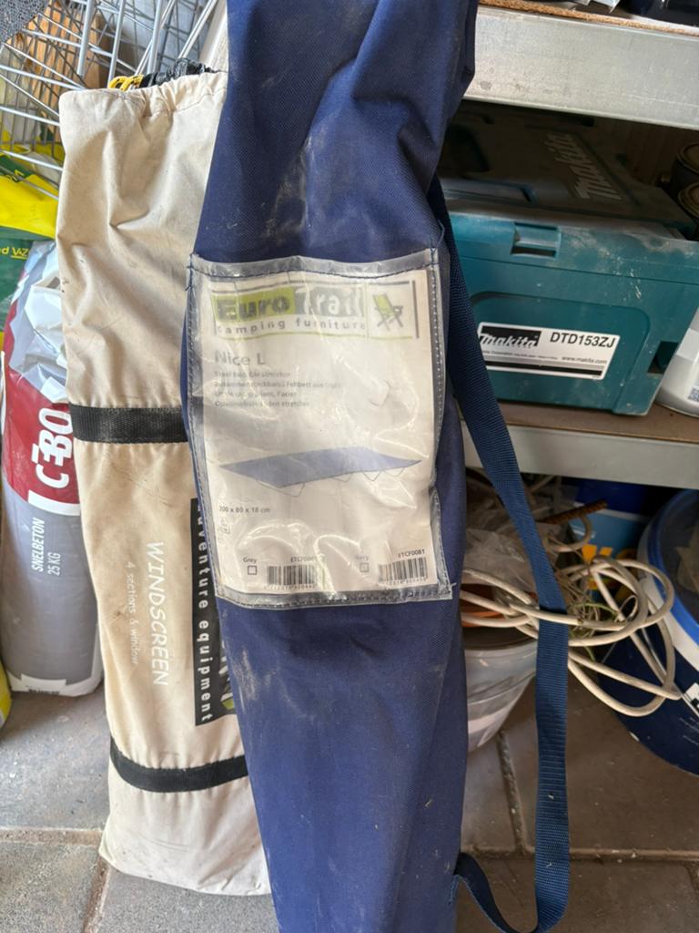 Stretcher (blauw), Tuin en Terras, Ophalen, Zo goed als nieuw