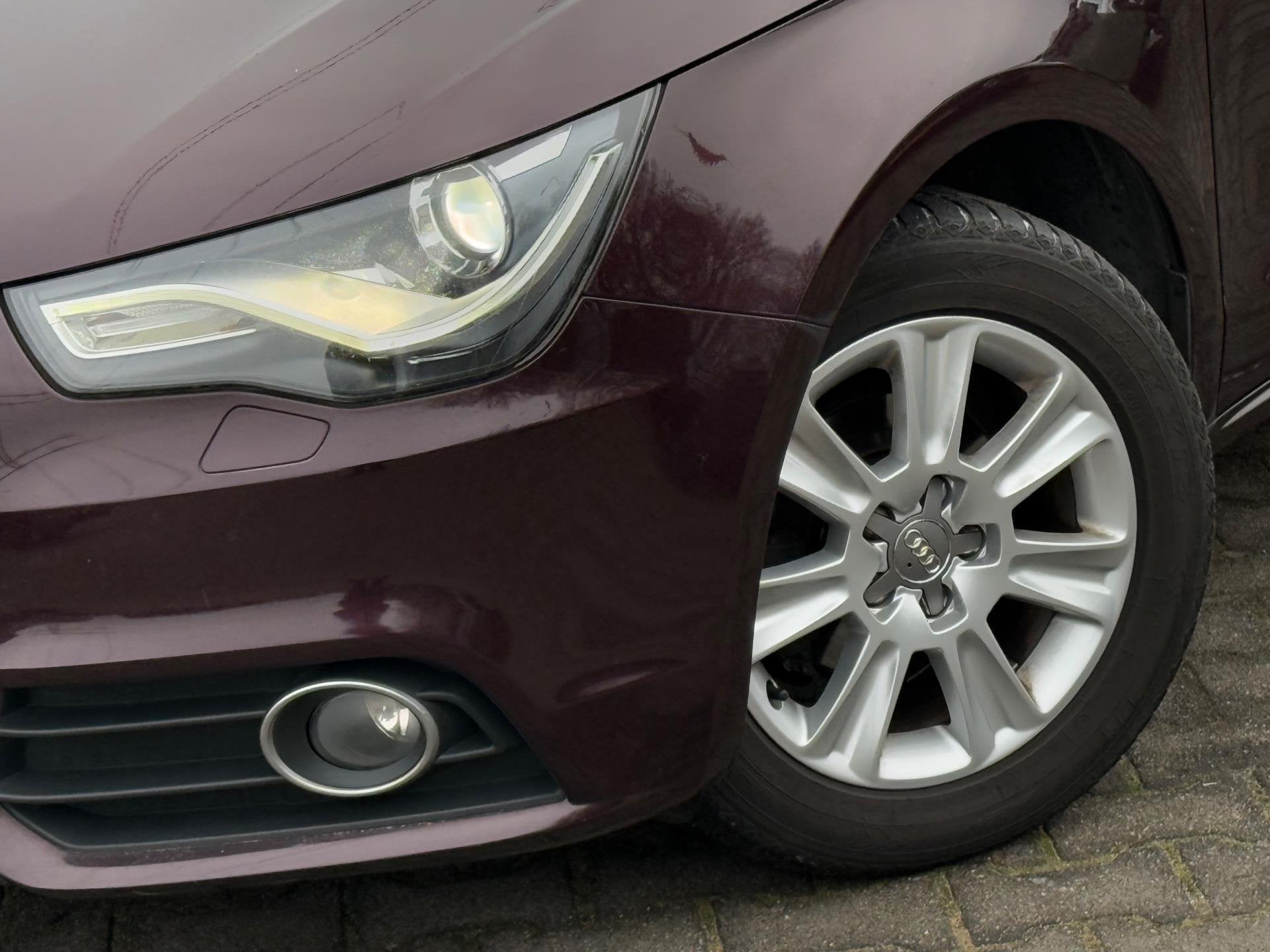 Audi A1 1.2 TFSI Pro Line S PANO/KEYLESS/STLVRM//BLUETOOTH/N, Auto's, Voorwielaandrijving, Zwart, 4 stoelen, Origineel Nederlands