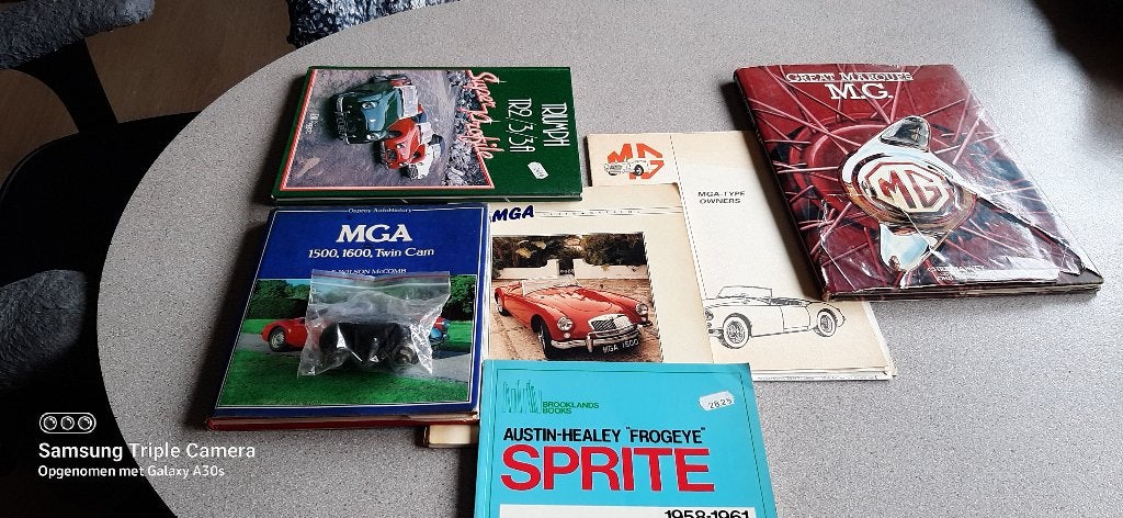 engelse sportwagens (diverse boeken MGA/SPRITE/TRIUMPF, Diverse auteurs, Ophalen of Verzenden, Zo goed als nieuw, Overige merken