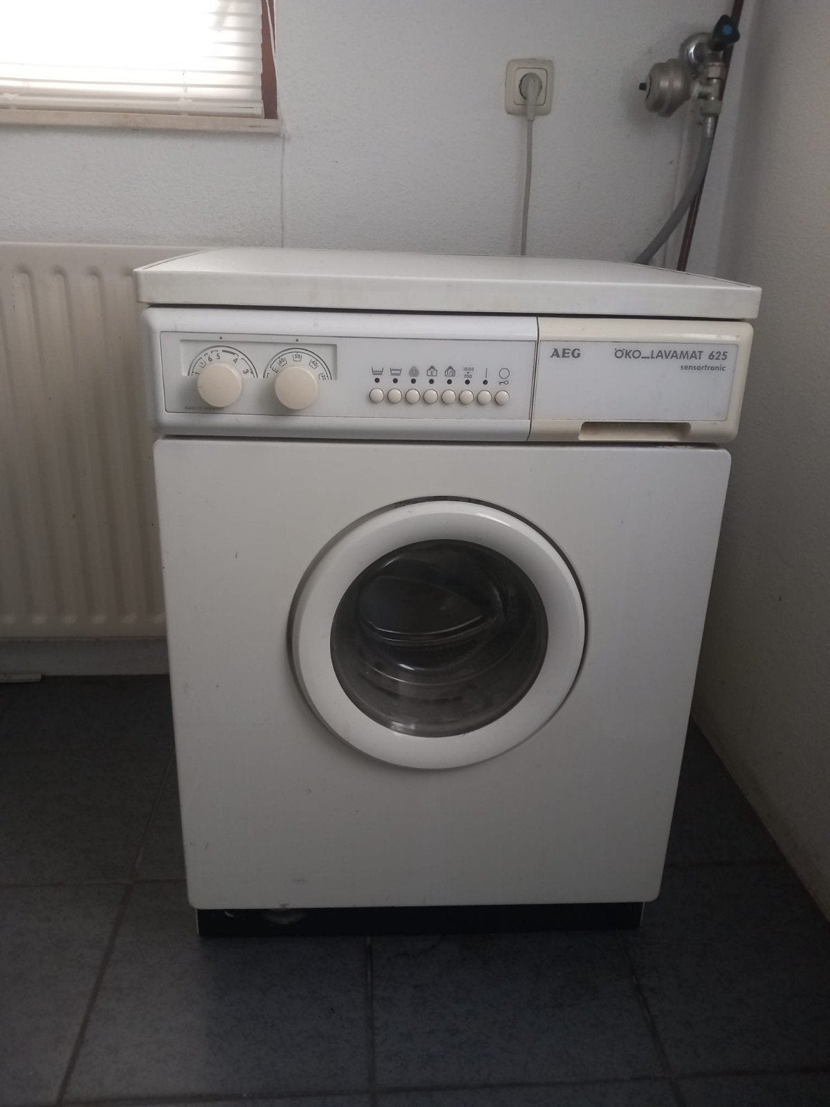 AEG ÖKO-LAVAMAT 625 Wasmachine, Ophalen, 6 tot 8 kg, Voorlader, 85 tot 90 cm