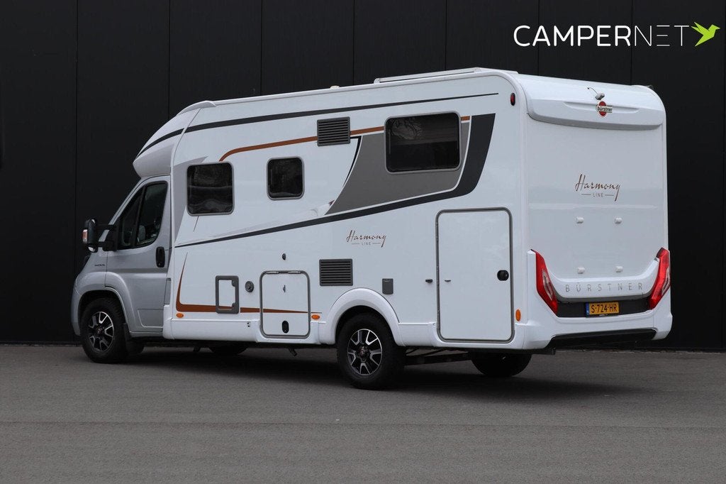 Bürstner Lyseo Harmony Line 140pk Automaat | Vlakke vloer!, Caravans en Kamperen, Campers, Automaat, Hordeur, Tot en met 2, 6 tot 7 meter