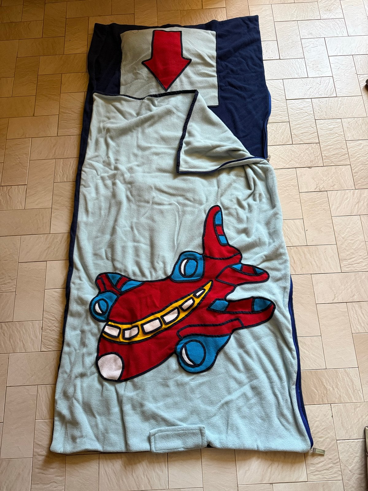 Dikke fleece kinderslaapzak met ingenaaid kussen, Ophalen of Verzenden, Gebruikt