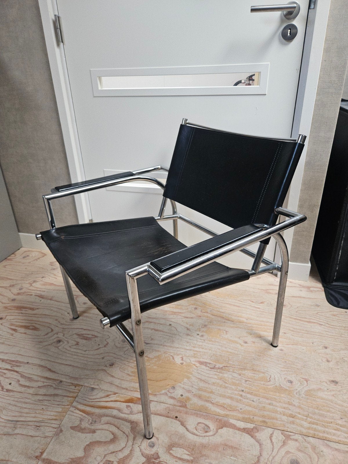 Gerard Vollenbrock fauteuil Leolux - Zwart leer en chroom, Ophalen