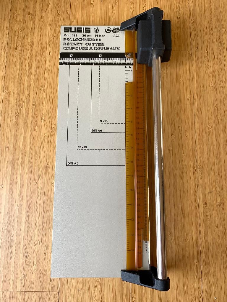 Susis model 191 profi rolsnijmachine: foto-/papier rolmes, Ophalen of Verzenden, Gebruikt