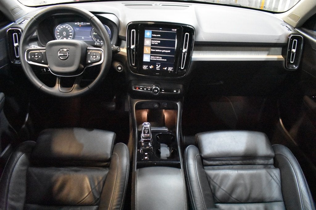 Volvo XC40 T4 211pk [Plug-In] Inscription | Trekhaak | Leder, Auto's, Automaat, 1712 kg, Automatische klimaatregeling, 24 maanden
