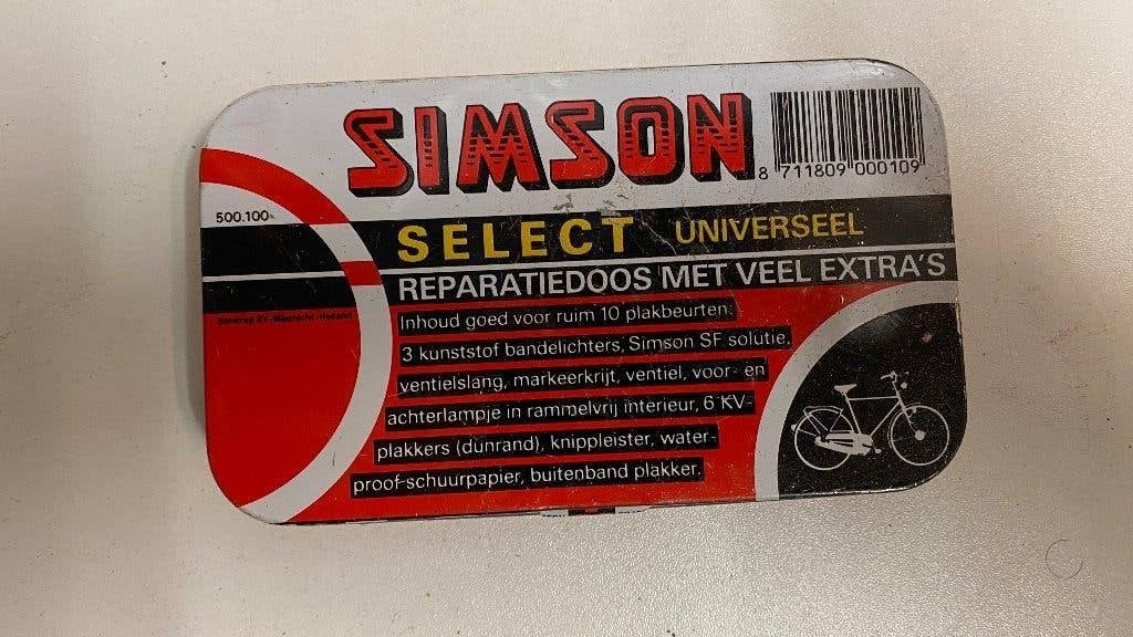 Simson fiets reparatiedoos met extra's, Ophalen of Verzenden, Zo goed als nieuw, Bandgereedschap