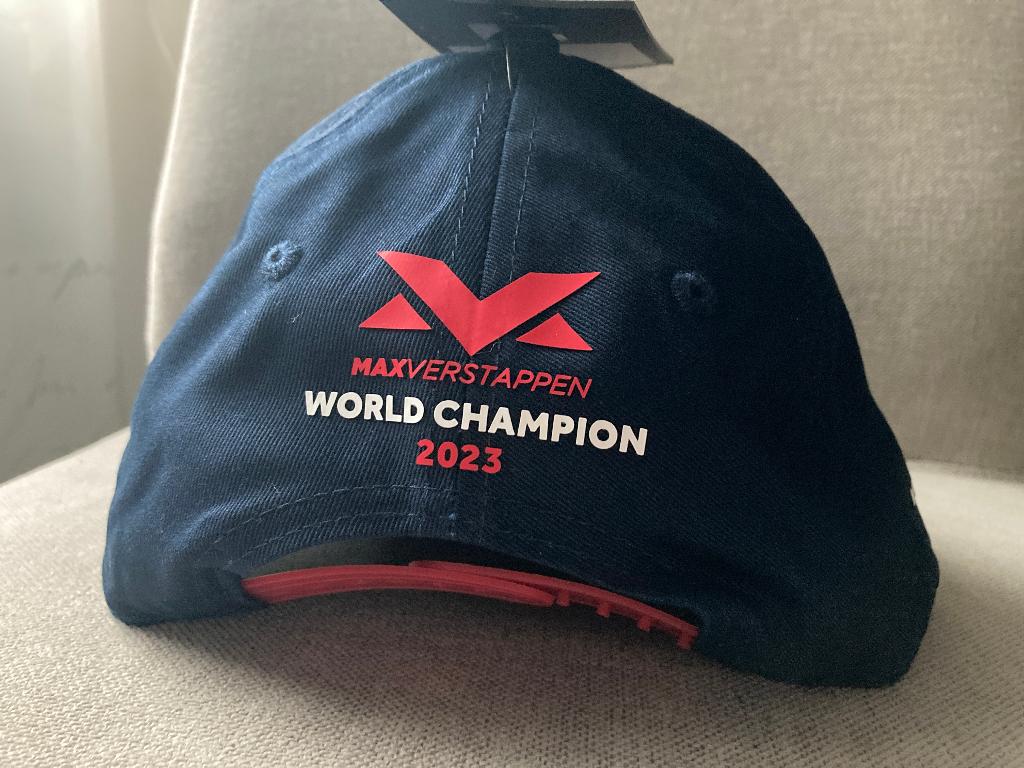 ✅ Max Verstappen World Champion pet Red Bull Racing F1, Ophalen of Verzenden, Nieuw, Formule 1