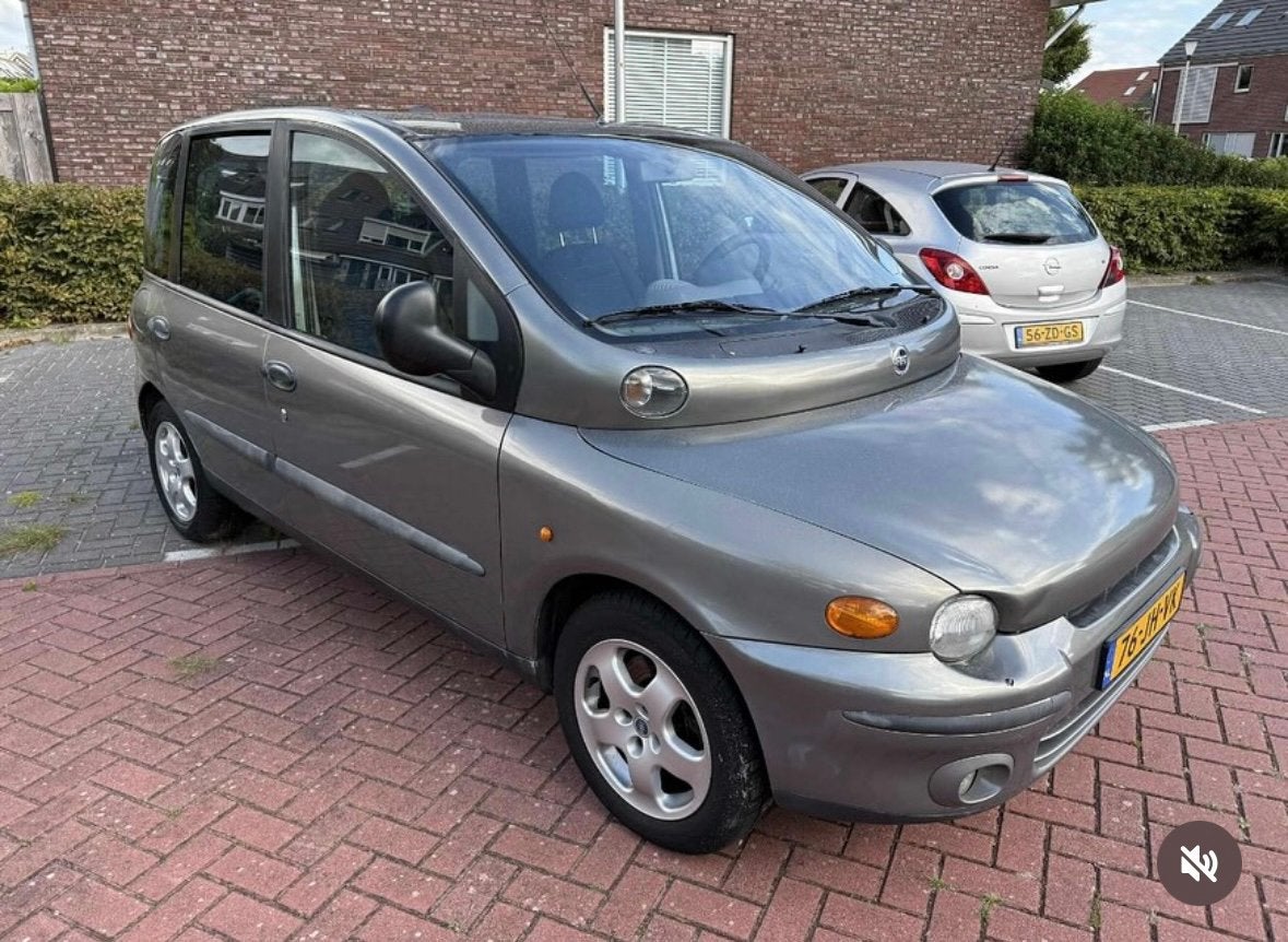 Fiat Multipla 1.6 16V 2002 Grijs, Voorwielaandrijving, 1596 cc, Stof, Multipla