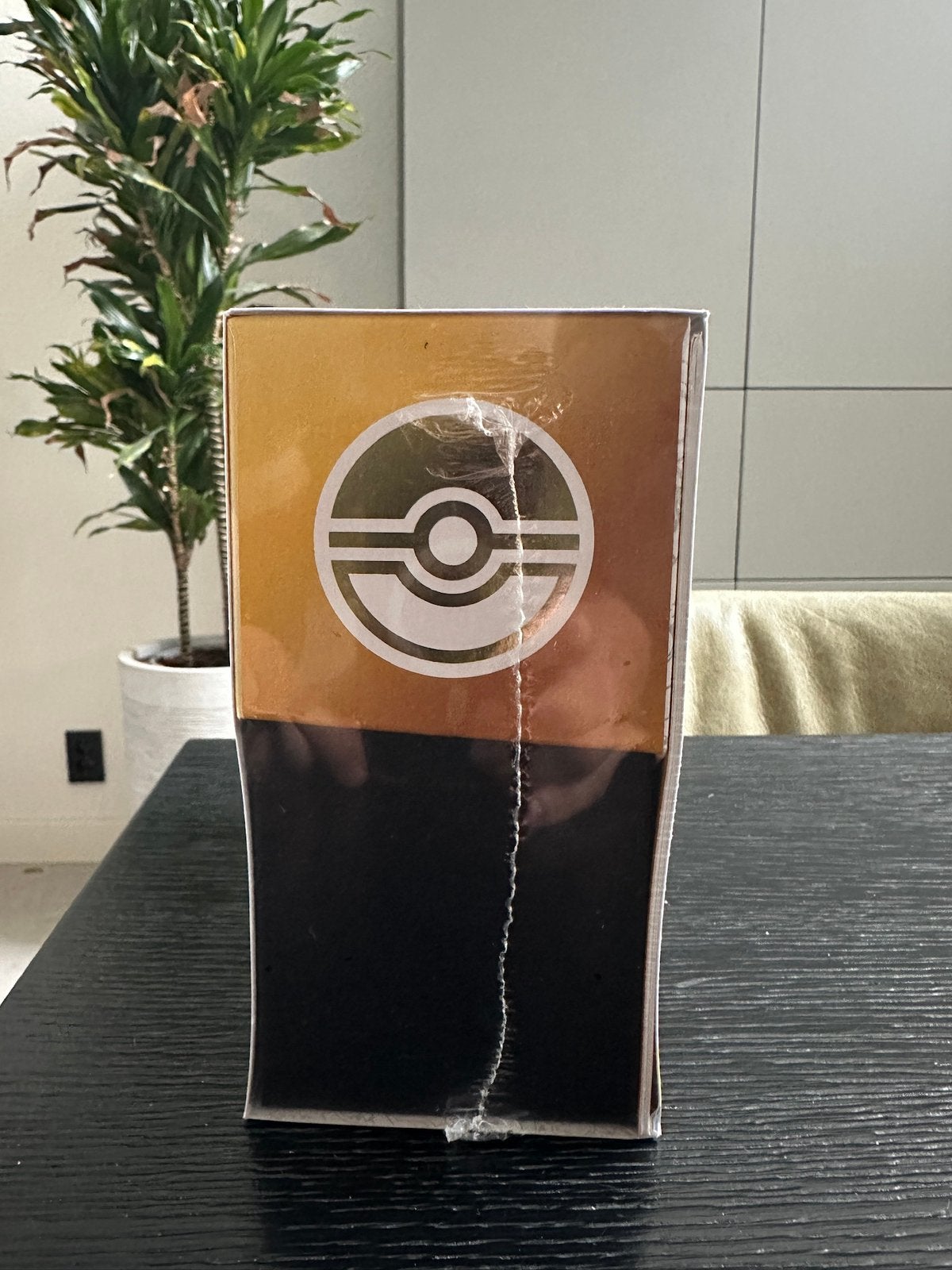 Foto 4 van Pokémon TCG: 30th Celebration Elite Trainer Box