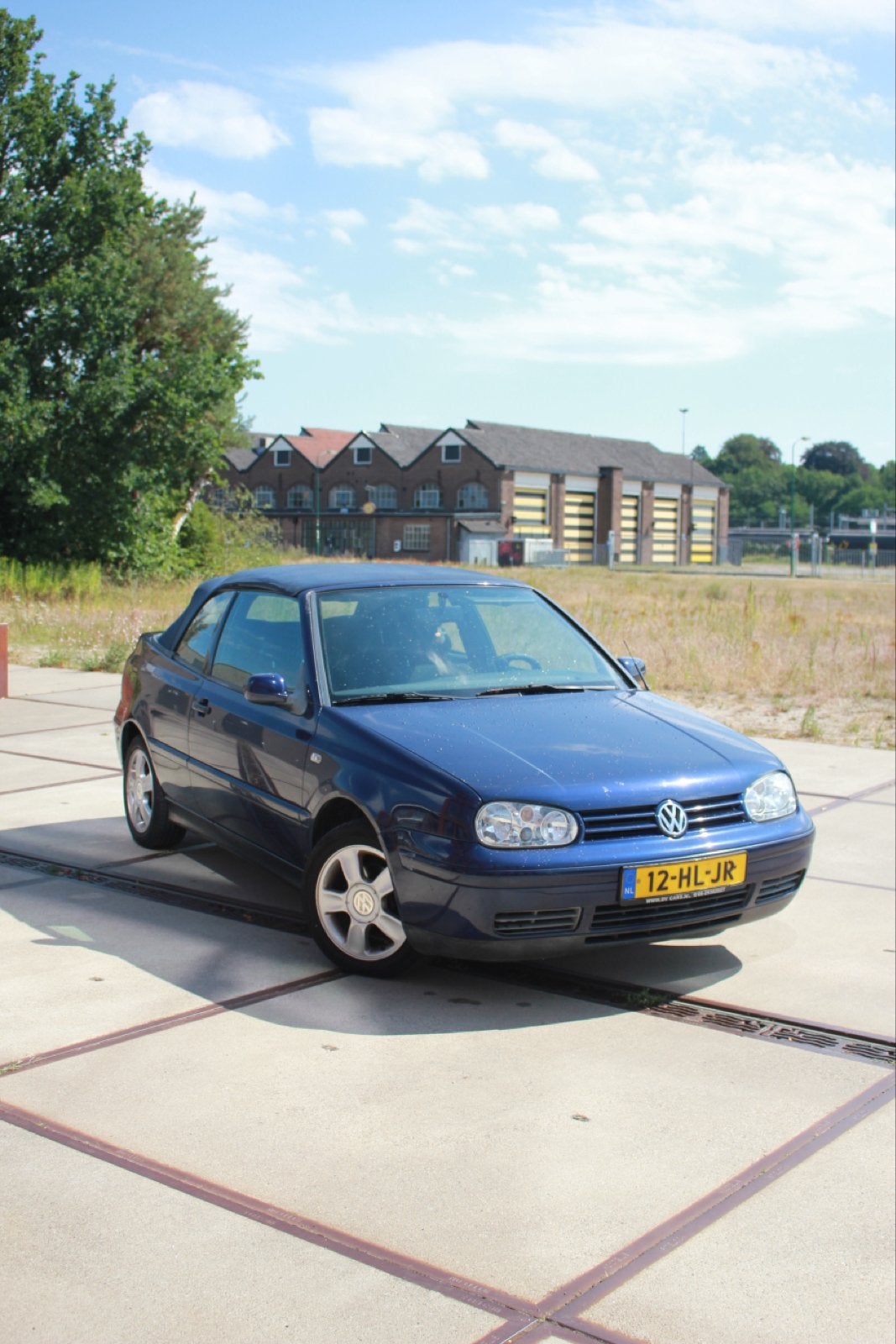Volkswagen Golf 2.0 Cabriolet 85KW 2001 Blauw, Stof, Zwart, 4 cilinders, Origineel Nederlands