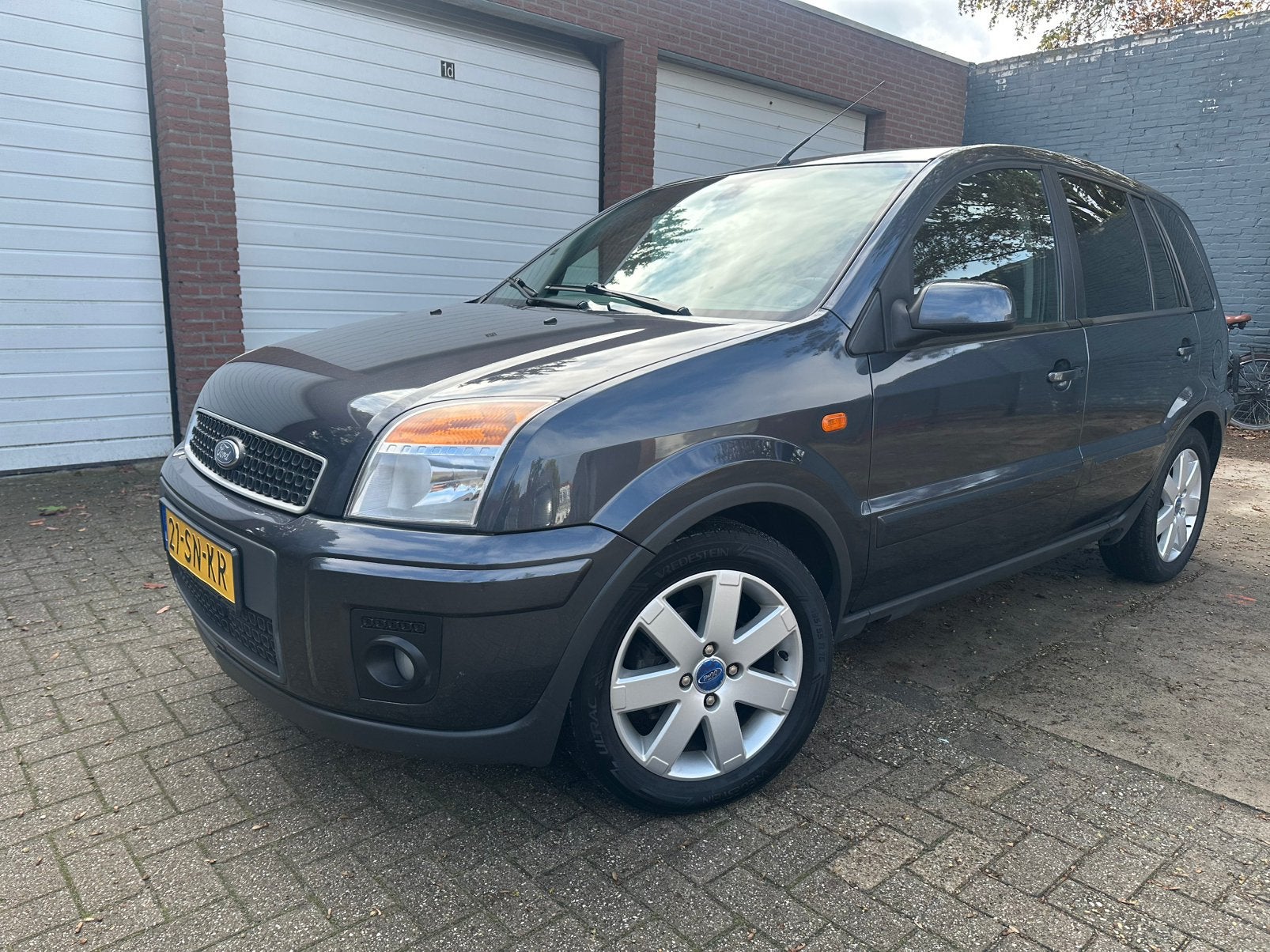 Ford Fusion 1.4 16V Futura | Airco | Trekhaak | LM Velgen, Auto's, Voorwielaandrijving, 15 km/l, 40 €/maand, Origineel Nederlands