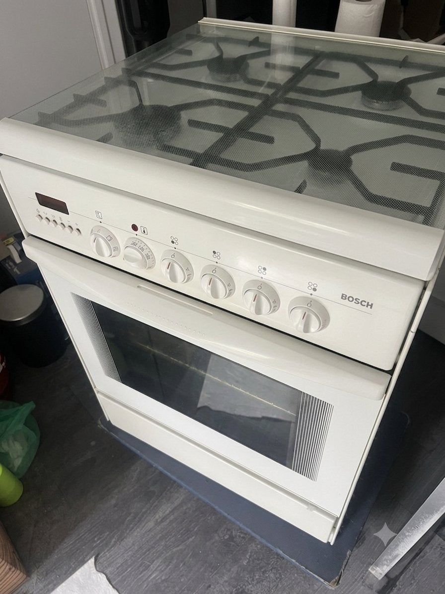Bosch Vrijstaand Gasfornuis met Oven - Wit, Ophalen, Gebruikt, 4 kookzones, Gas