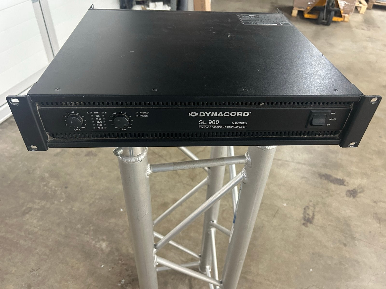 Dynacord SL 900 Eindversterker - 2x450W @ 4 Ohm, Ophalen of Verzenden, Gebruikt, 500 tot 1000 watt, P.A.