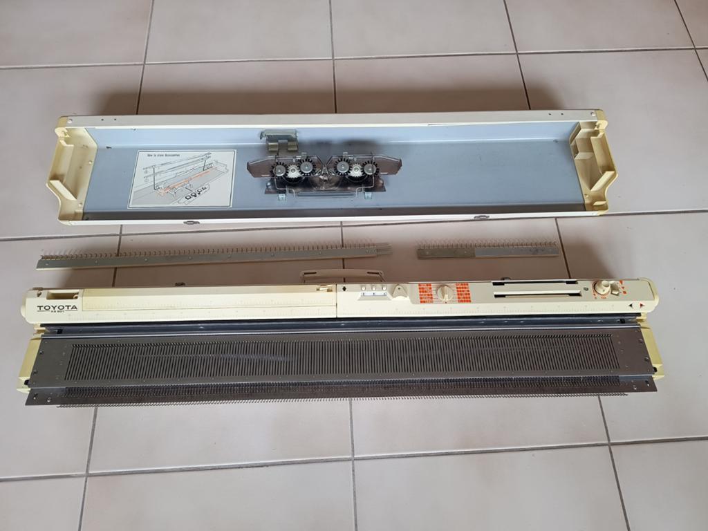 Toyota ks901+ kr506 dubbelbed breimachine compleet, Hobby en Vrije tijd, Breien en Haken, Ophalen, Gebruikt, Breien, Machine