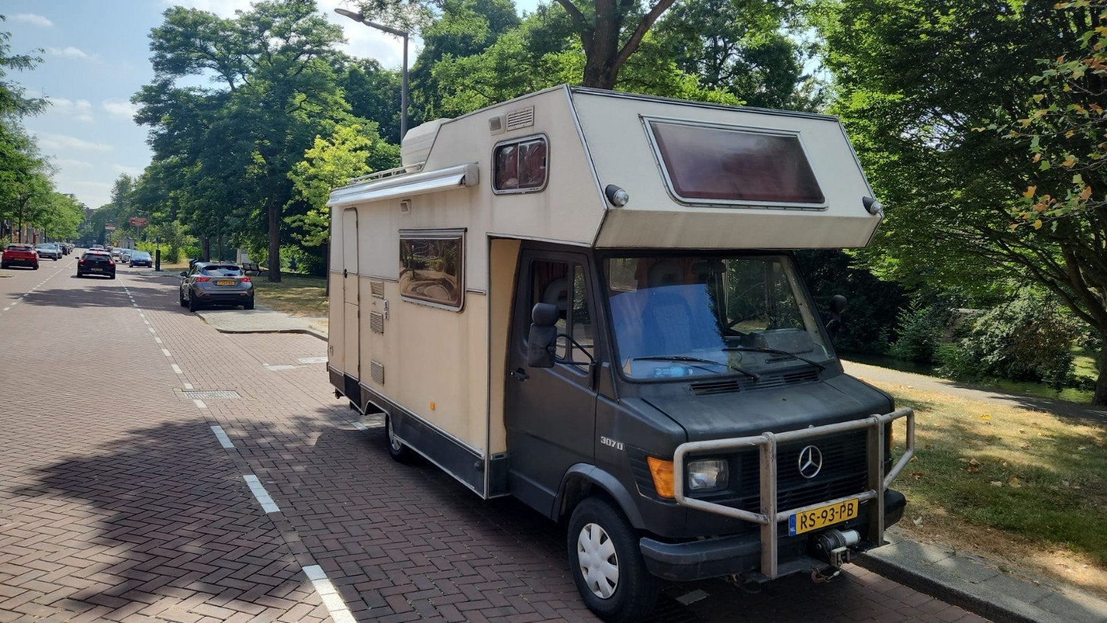 Mercedes-Benz 307D 1973 Beige, Beige, Diesel, Particulier, Geïmporteerd