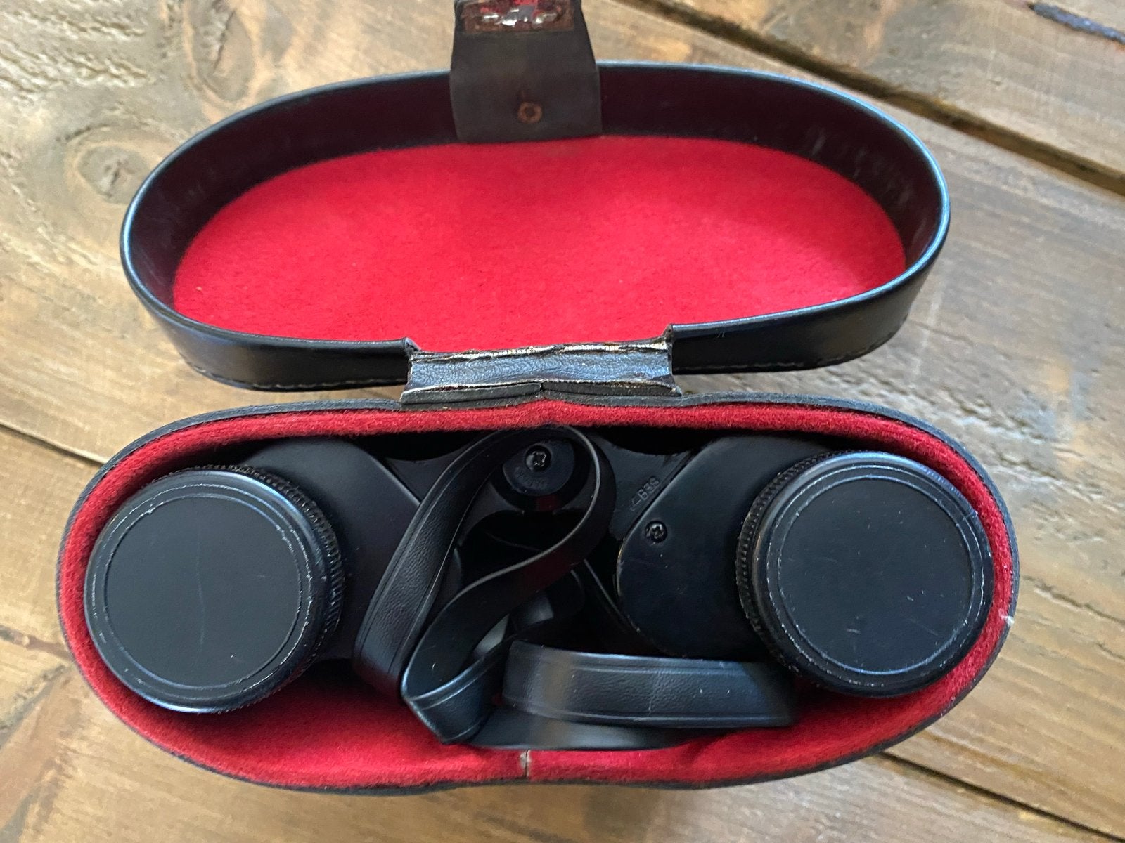 Vintage Noblesse 8x30 Verrekijker, Ophalen, Gebruikt, 8 tot 12x, Met hoes of tas
