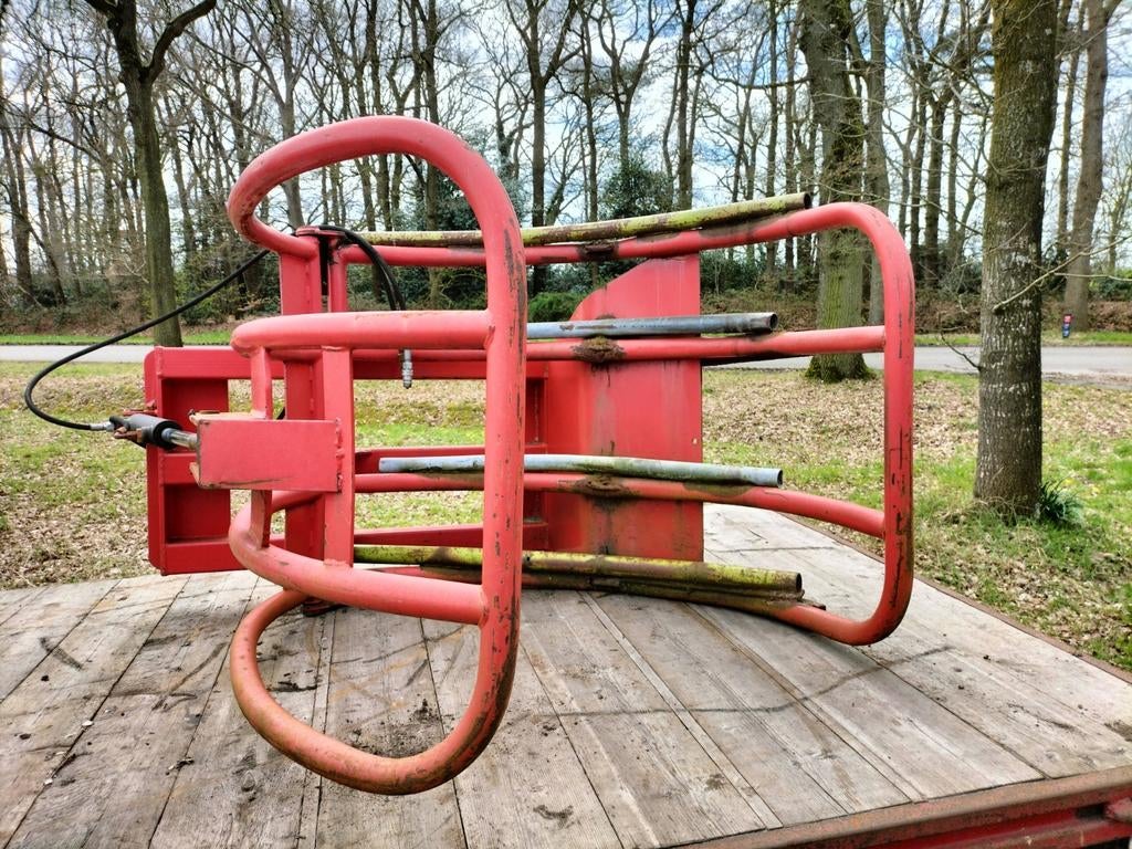 Schudder guldner a2kn hooihark banden balendrager hefmast, Ophalen, Fruitteelt, Grondbewerking
