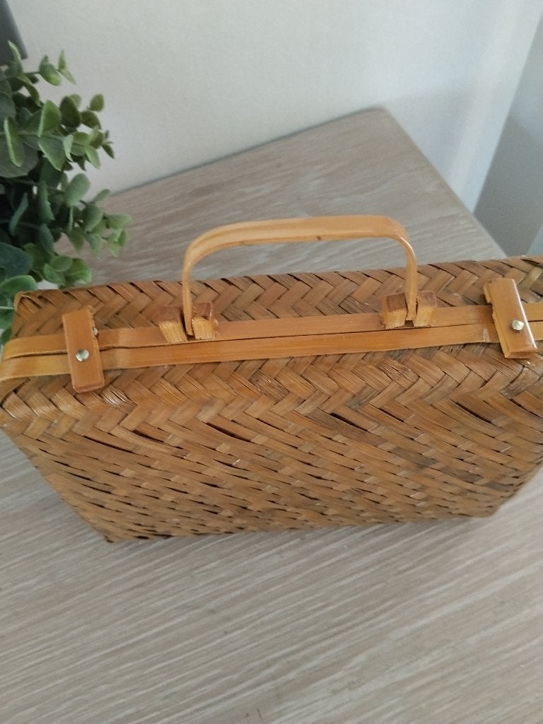 vintage rotan koffertje, Overige materialen, Minder dan 50 cm, Ophalen of Verzenden, Zo goed als nieuw
