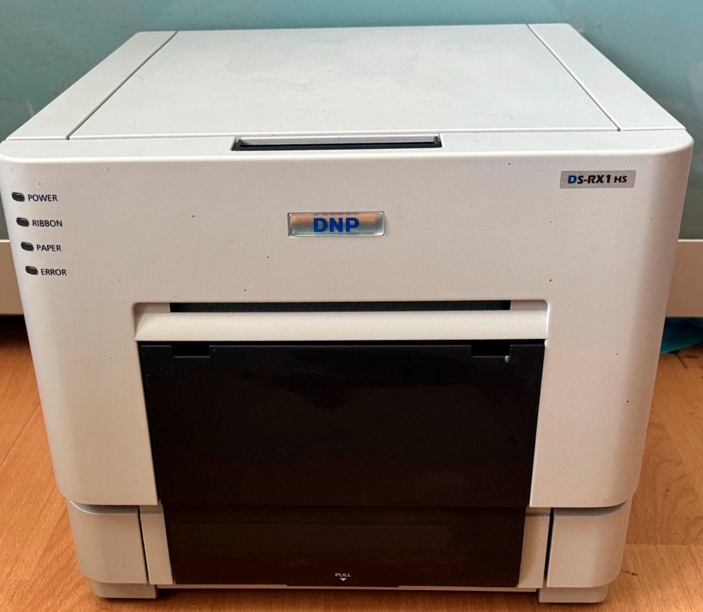DNP DS-RX1HS Dye Sublimation Photo Printer, Computers en Software, Printers, Ophalen of Verzenden, Zo goed als nieuw, Overige technieken