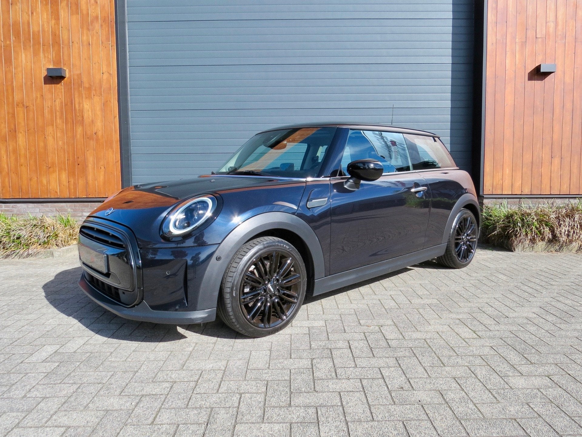 Mini 3-Deurs 1.5 Cooper Classic automaat *Schuifdak *Leder, 136 pk, Gebruikt, Leder, Bedrijf