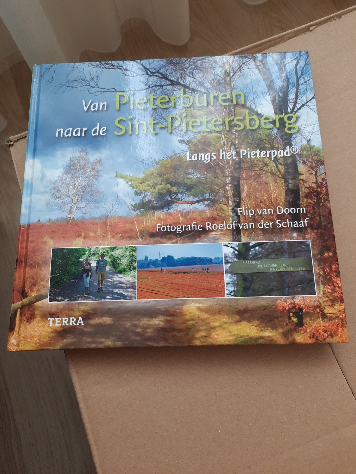 Van Pieterburen naar de Sint-Pietersberg, Ophalen of Verzenden, Zo goed als nieuw, Flip van Doorn