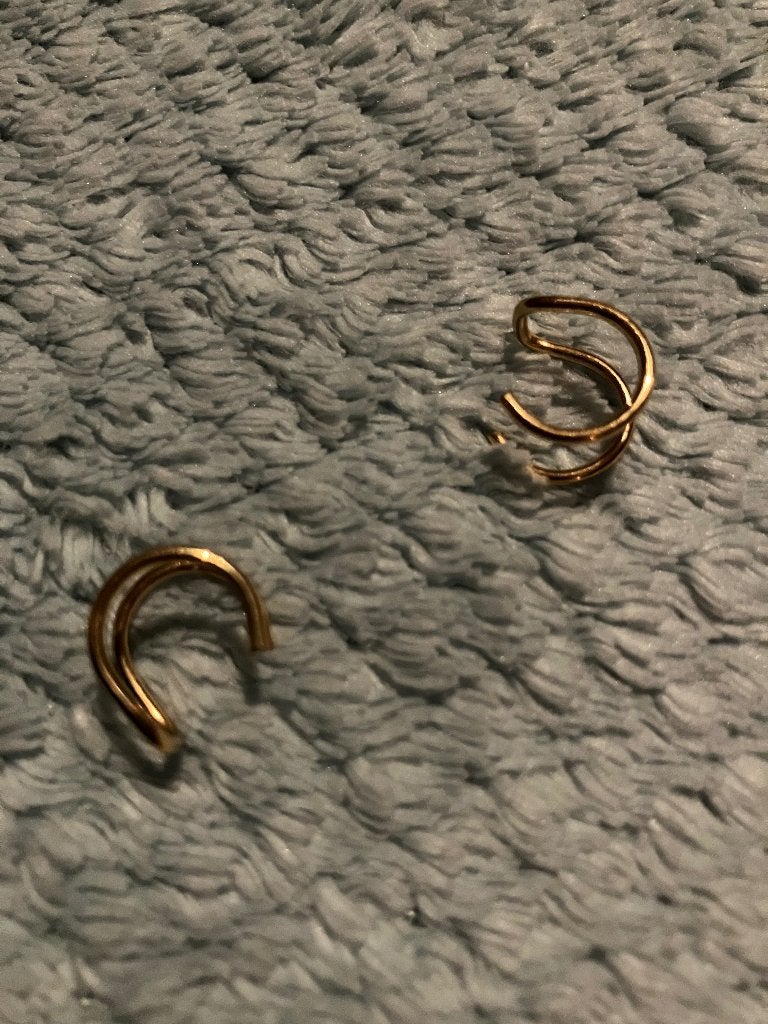 Laura Ferini fake conch piercings ear cuff 18k verguld, Sieraden, Tassen en Uiterlijk, Piercings, Ophalen of Verzenden, Zo goed als nieuw
