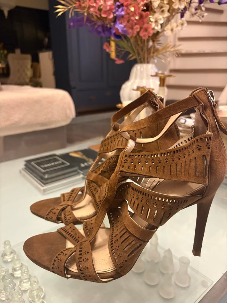Zara elegante suède-look hakken (maat 41), Bruin, Zo goed als nieuw, Sandalen of Muiltjes, Ophalen of Verzenden