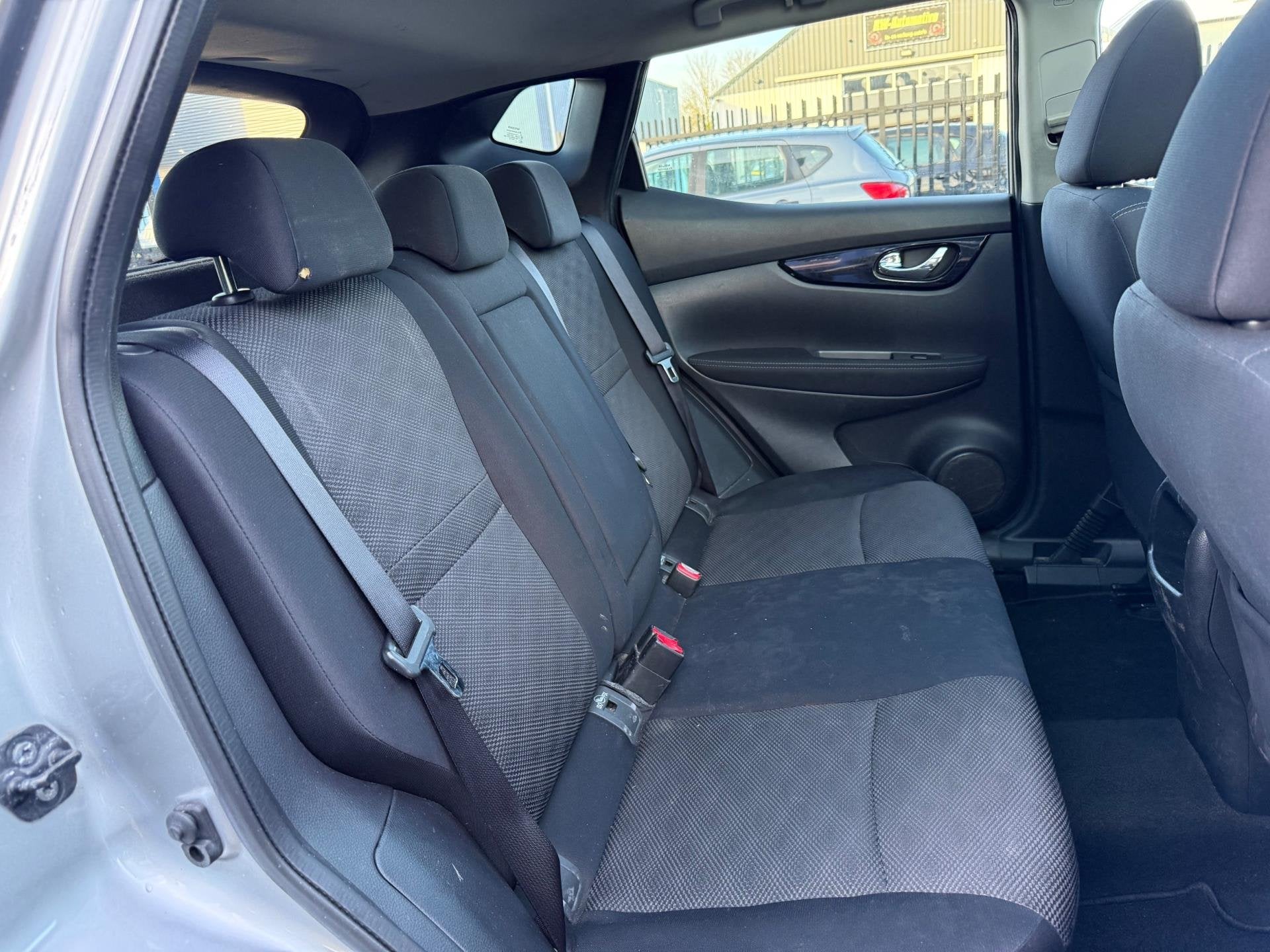 Foto 16 van Nissan Qashqai 1.2 Edition AUT. *175.627 KM*AKTIEPRIJS!