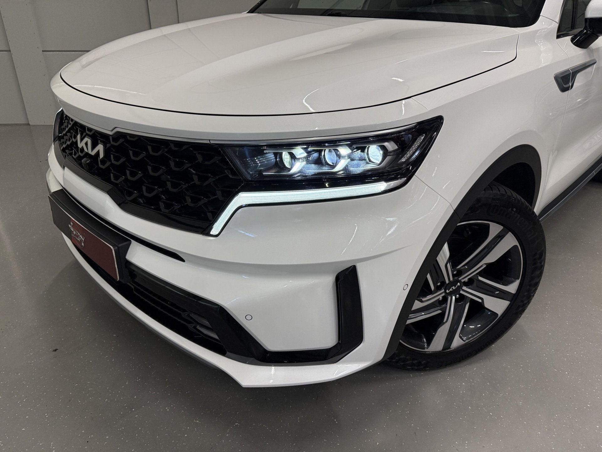 Kia Sorento 1.6 T-GDI Plug-in Hybrid 4WD Platinum LEER/HEAD-, Gebruikt, Zwart, 4 cilinders, Met garantie (alle)