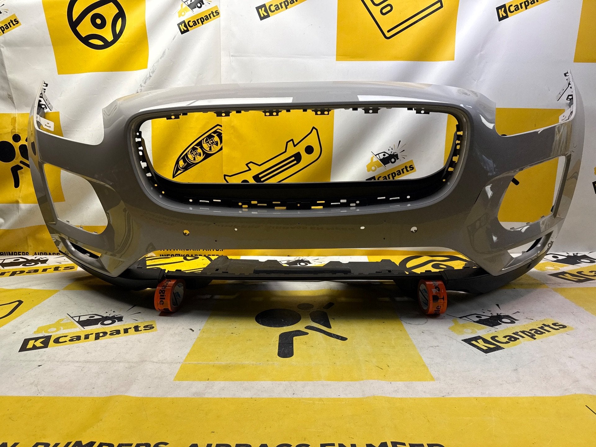 Jaguar E-Pace voorbumper J9C3-17F005-AA7BA origineel