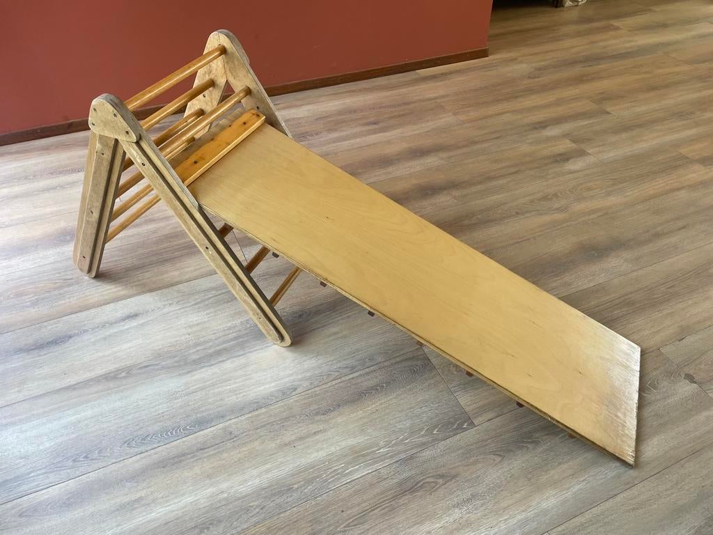 Houten klimrek met glijbaan, Kinderen en Baby's, Speelgoed | Houten speelgoed, Ophalen, Gebruikt, Overige typen