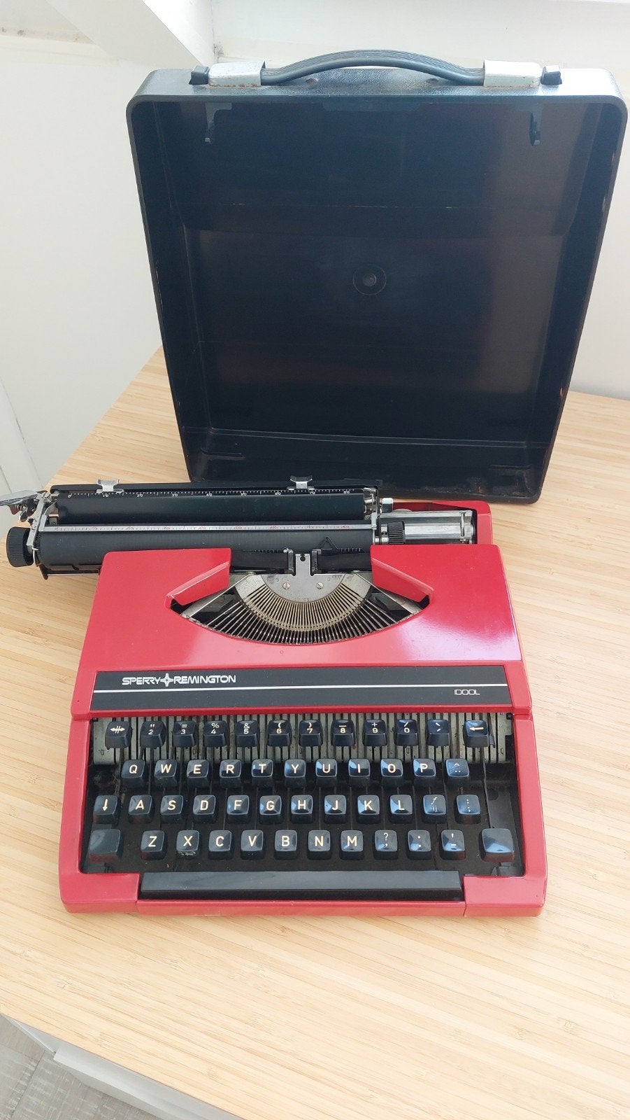 Sperry Remington typemachine in originele draagkoffer, Diversen, Typemachines, Ophalen of Verzenden, Gebruikt