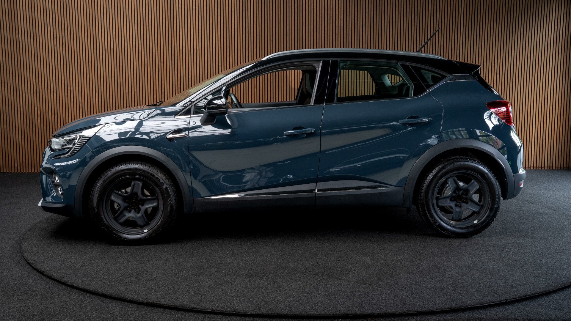 Renault Captur 1.0 TCe 90 Leder Camera Navi Climate PDC ACC, Voorwielaandrijving, Dealer onderhouden, Stof, Gebruikt