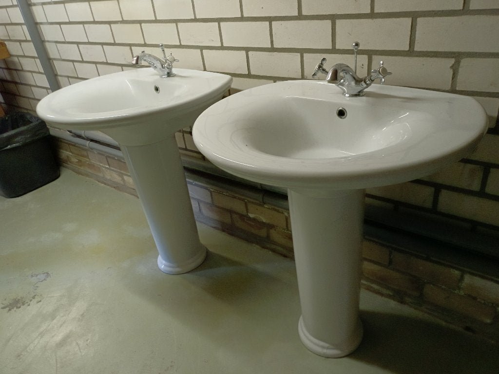 Wastafels, Ophalen, Zo goed als nieuw, Steen, Wastafel