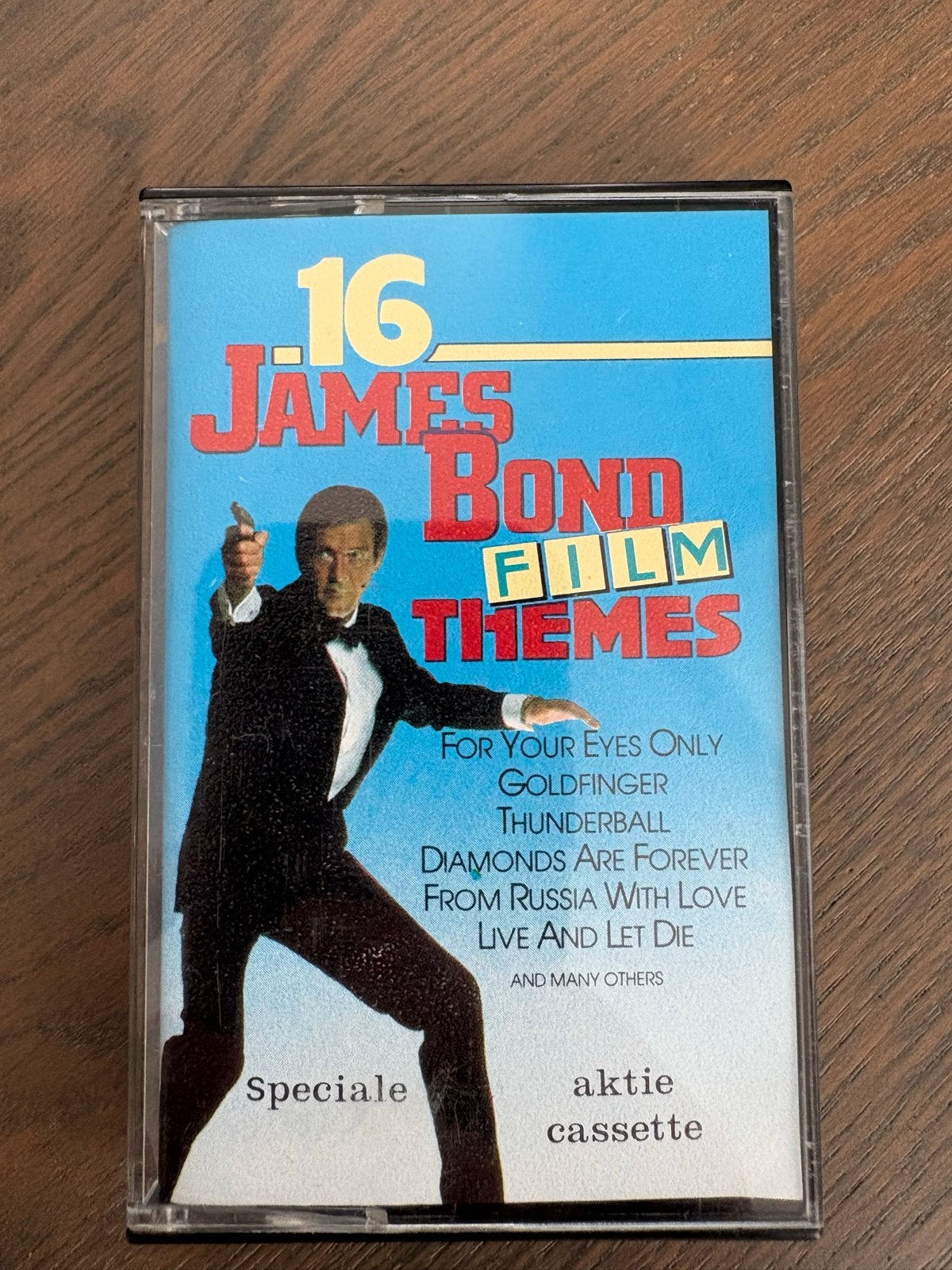 16 James Bond Film Themes - Cassettebandje, Cd's en Dvd's, Cassettebandjes, Ophalen, Filmmuziek en Soundtracks, 1 bandje, Zo goed als nieuw