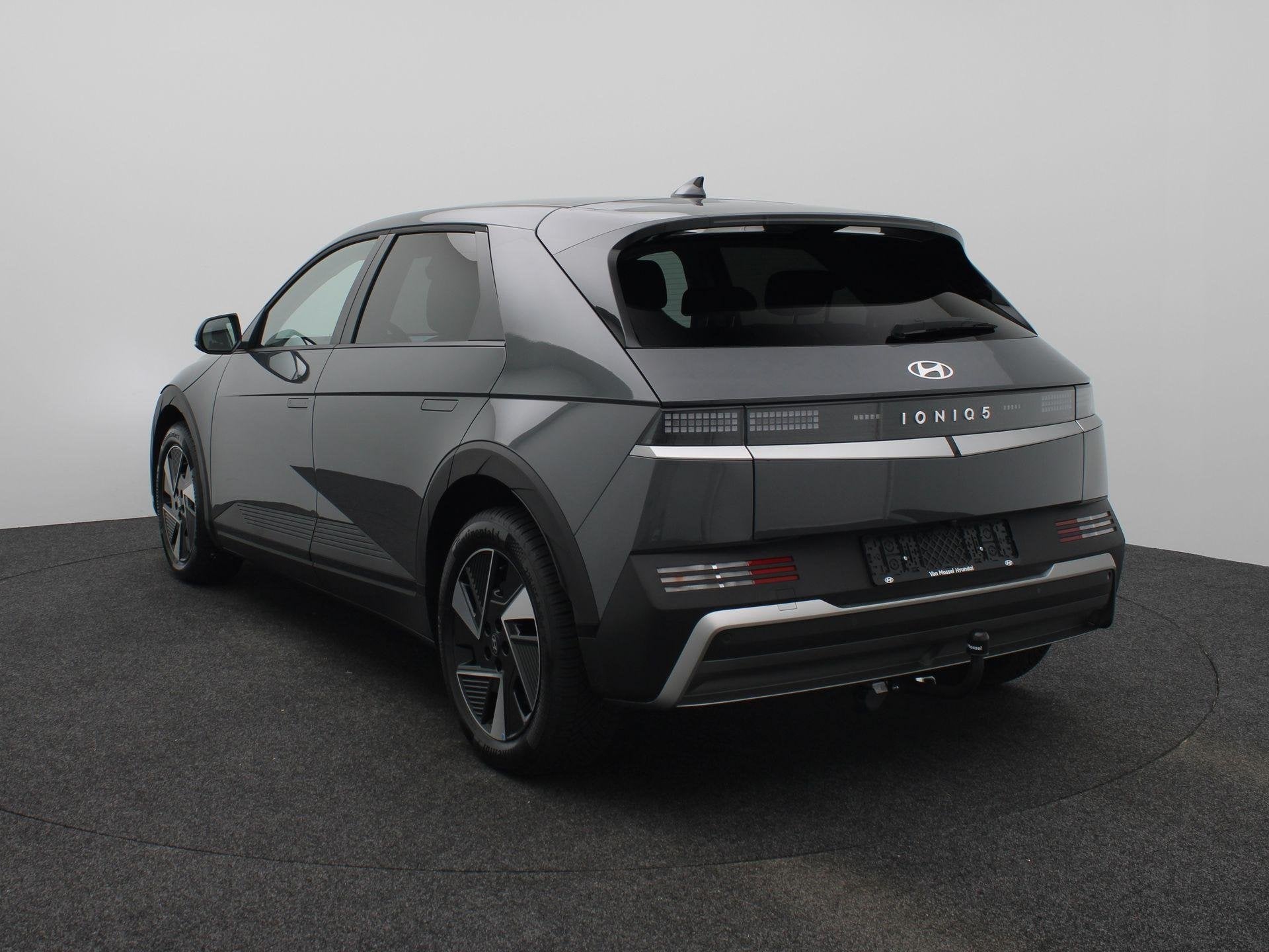 Hyundai IONIQ 5 Style 84 kWh | Trekhaak | All Season Banden, Auto's, Hyundai, Automatische klimaatregeling, Zwart, IONIQ 5, Met garantie (alle)