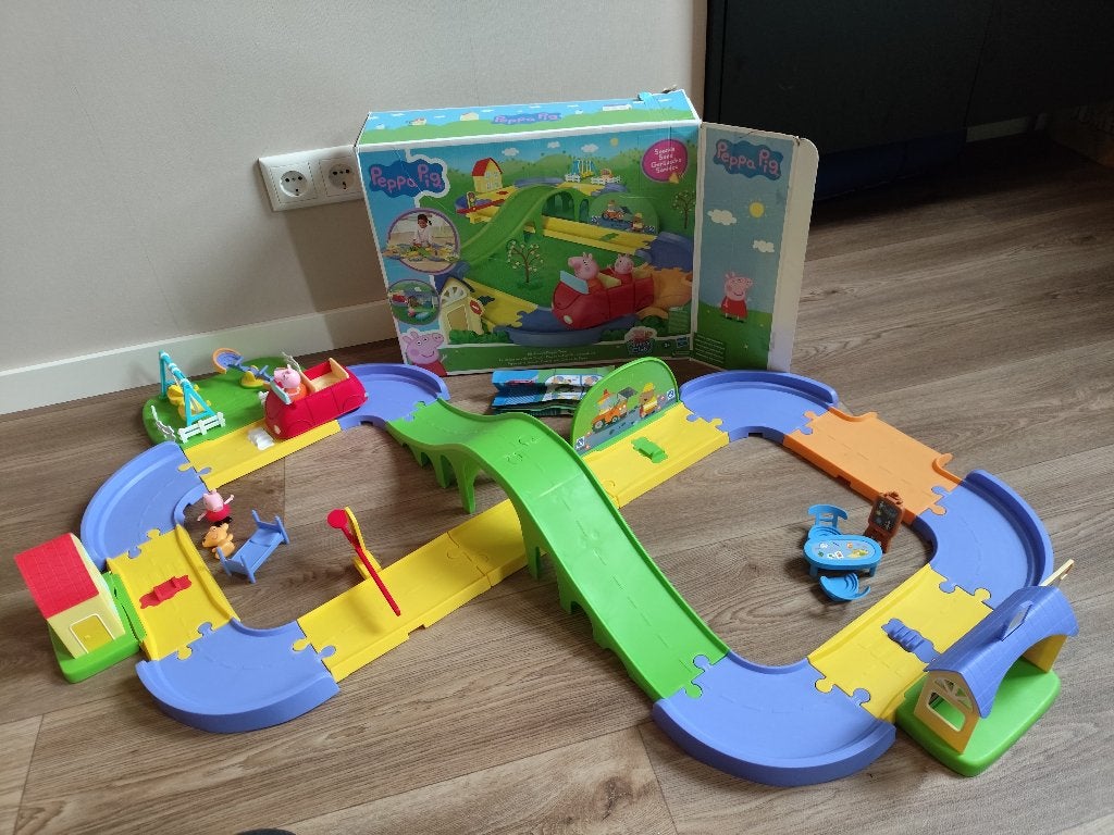 Grote Peppa Pig speelbaan – grote set, Ophalen, Gebruikt, Overige typen