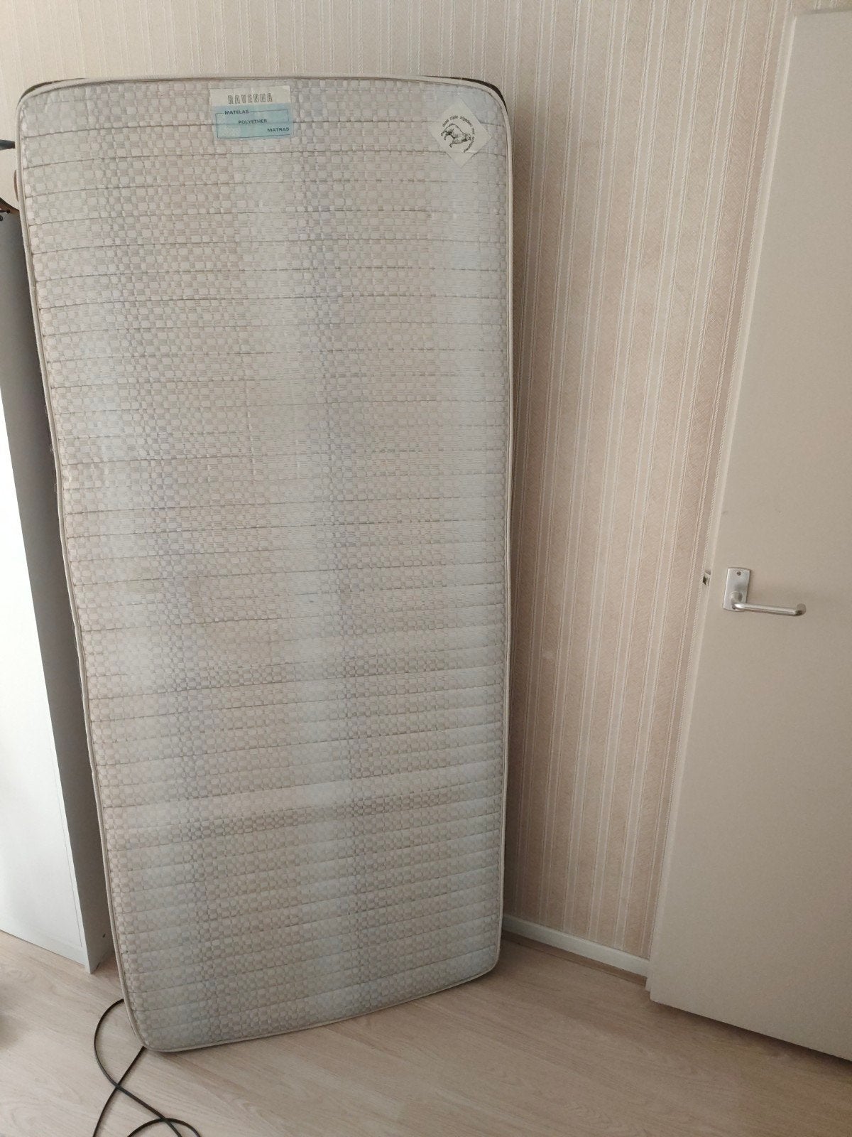 Fijne matras met schapenwol, gebruikt voor logeerbed, Huis en Inrichting, Ophalen, Gebruikt, 90 cm, Eenpersoons