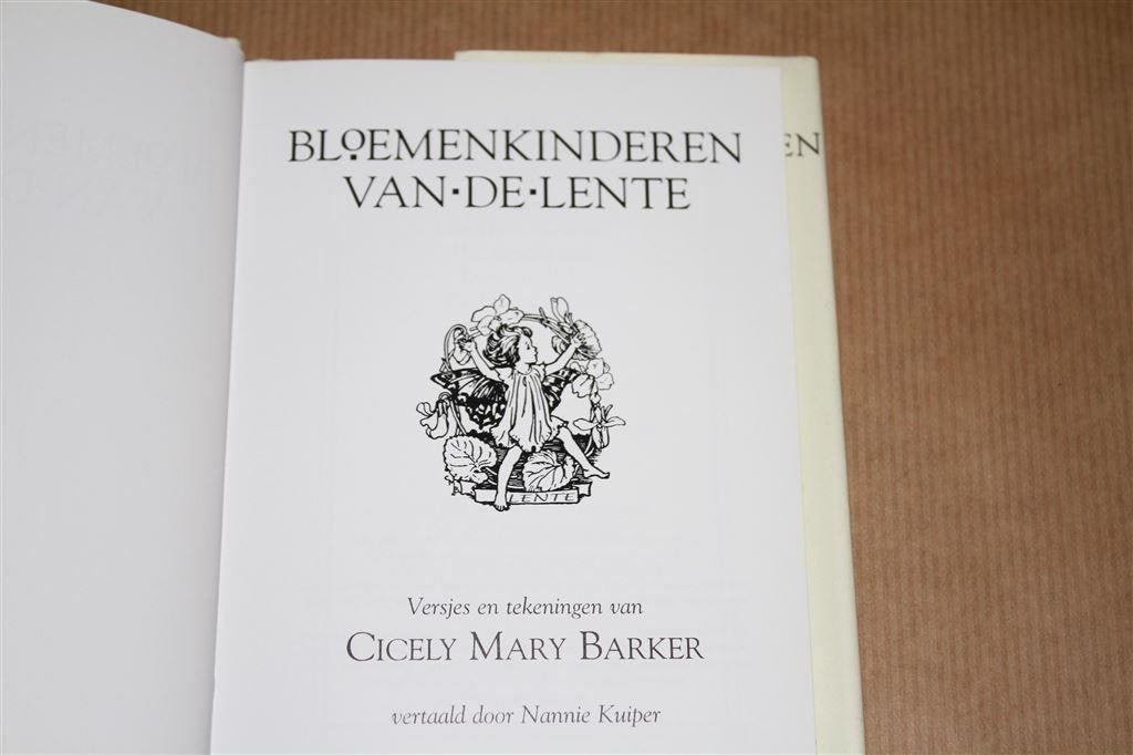 Bloemenkinderen van de lente. Cicely Mary Barker., Boeken, Ophalen of Verzenden, Gelezen