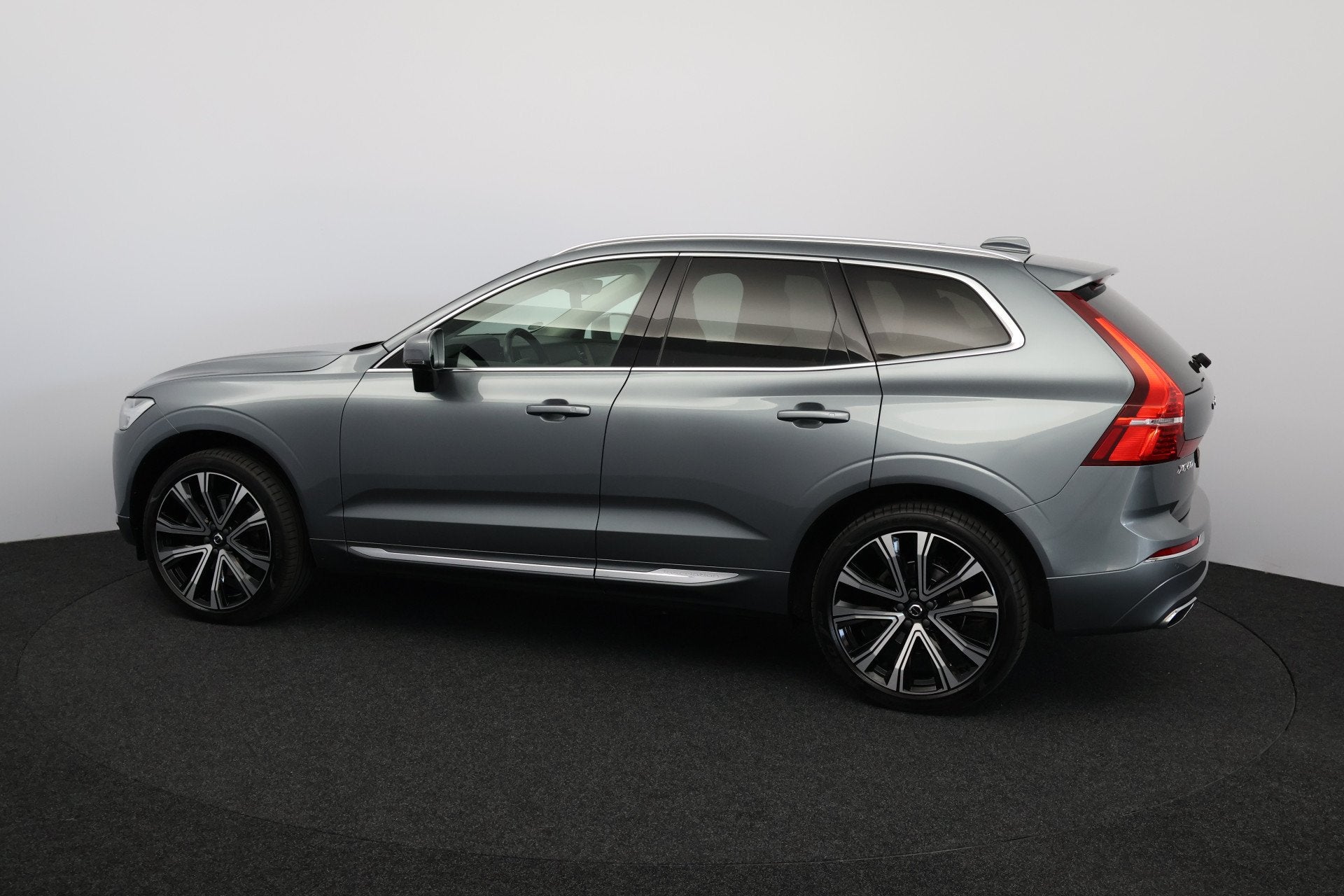 Volvo XC60 2.0 D4 Inscription/ D-Riem Verv 150.000KM!/ Autom, Auto's, Gebruikt, 1969 cc, Leder, Bedrijf