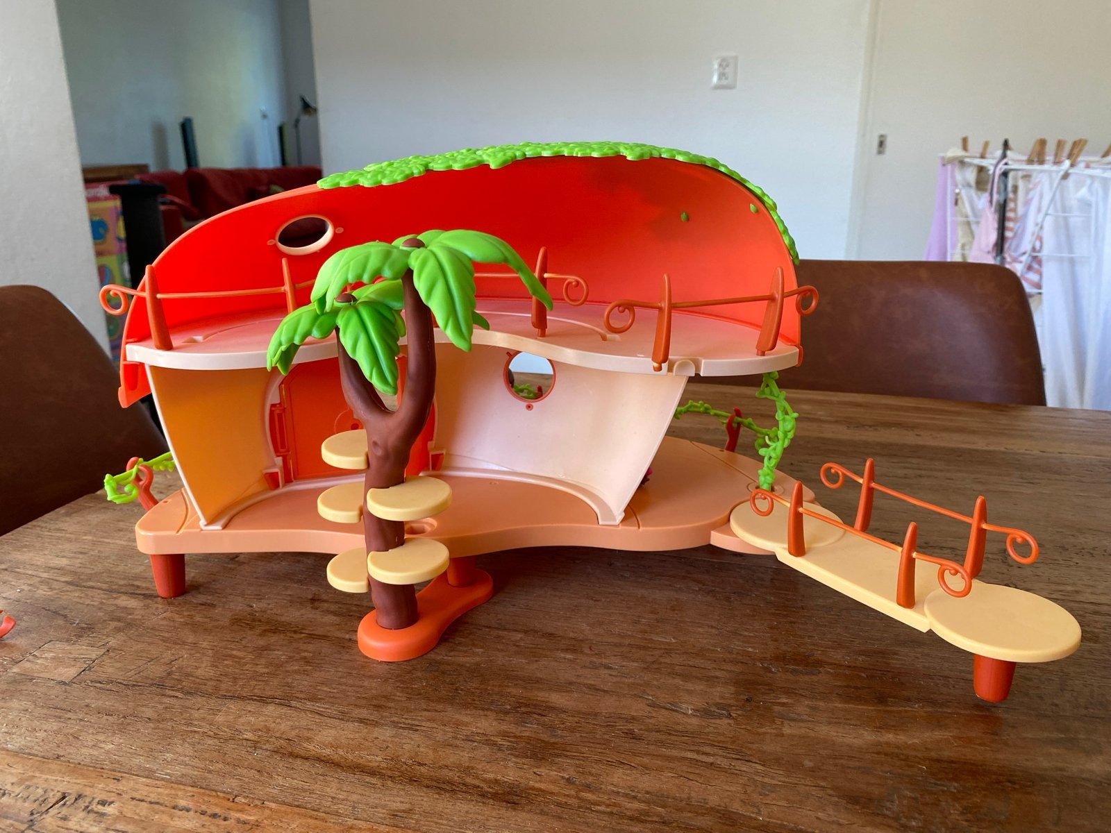 Monchhichi Speelhuis met 3 Poppetjes en Accessoires, Ophalen of Verzenden, Zo goed als nieuw, Jongen of Meisje