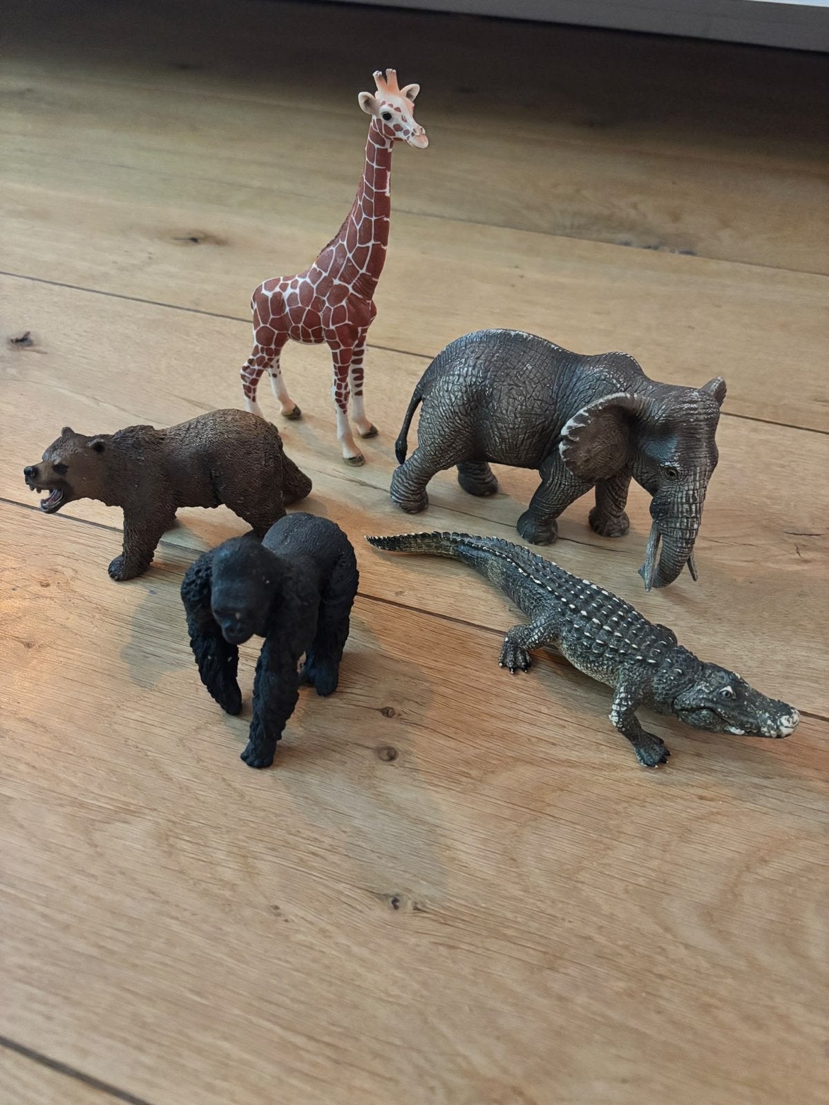 Schleich Dieren: Giraffe, Olifant, Beer, Gorilla, Krokodil, Ophalen of Verzenden, Gebruikt