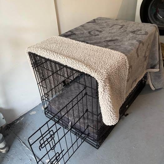Folding Dog Crate with bed and blanket, Ophalen, Gebruikt