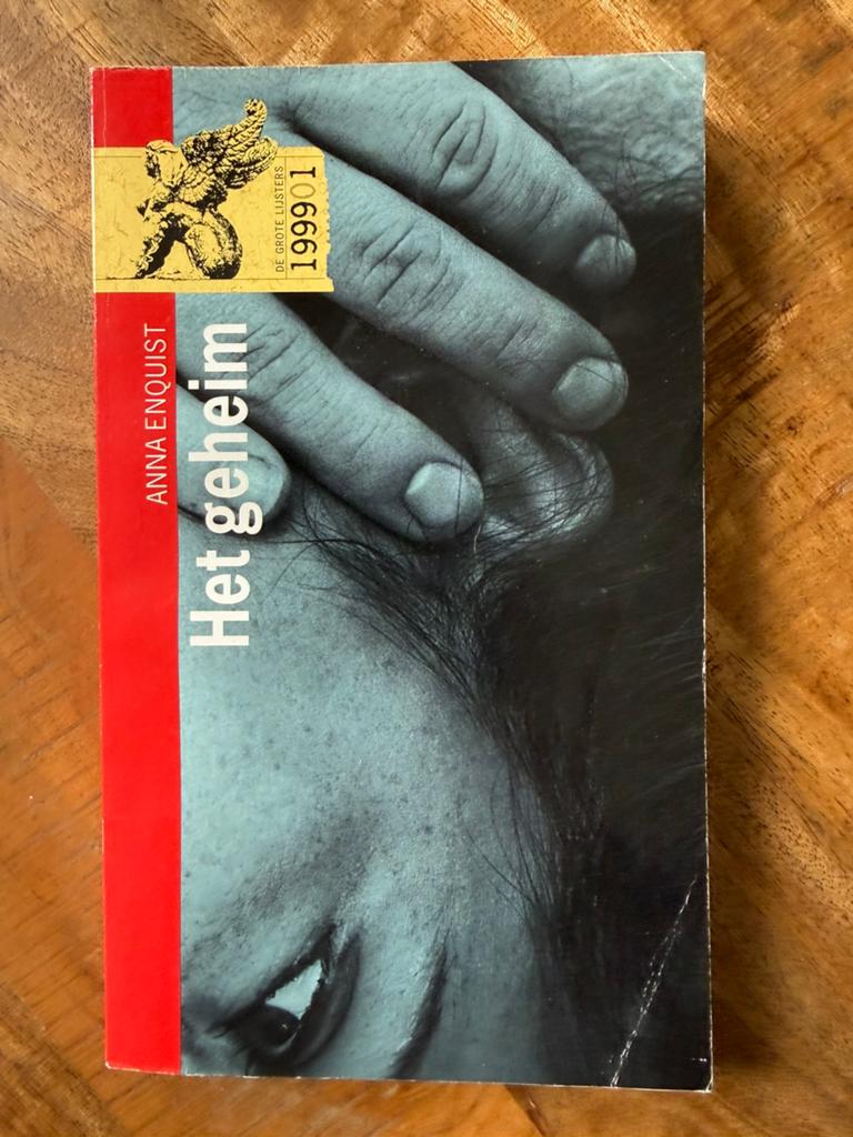 Het geheim Anna Enquist, Ophalen of Verzenden, Gelezen, Nederland