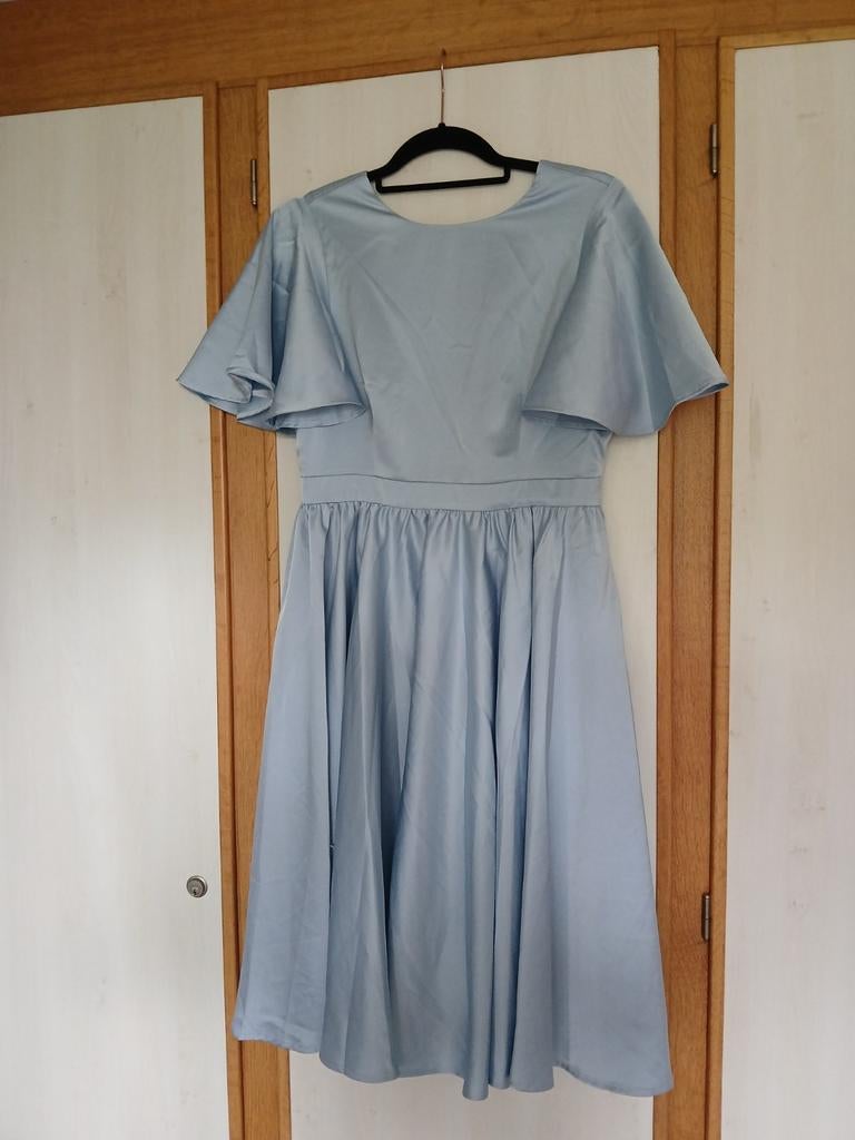 Damesjurk satijn maat 40, Kleding | Dames, Ophalen of Verzenden, Nieuw, Maat 38/40 (M), Blauw