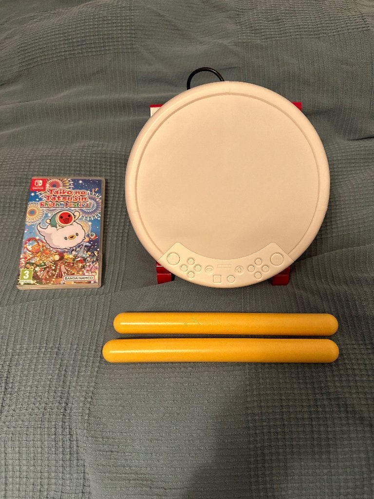 Taiko No Tatsujin: Rythm Festival + drumstel voor de Switch, Online, Muziek, Ophalen of Verzenden, Zo goed als nieuw