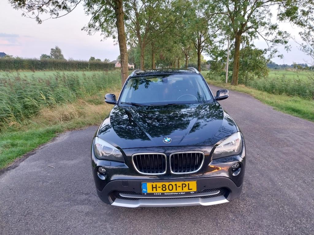 BMW X1 2.0 Sdrive 18I 2011 Zwart Executive, Auto's, BMW, X1, Euro 5, 1995 cc, 4 cilinders