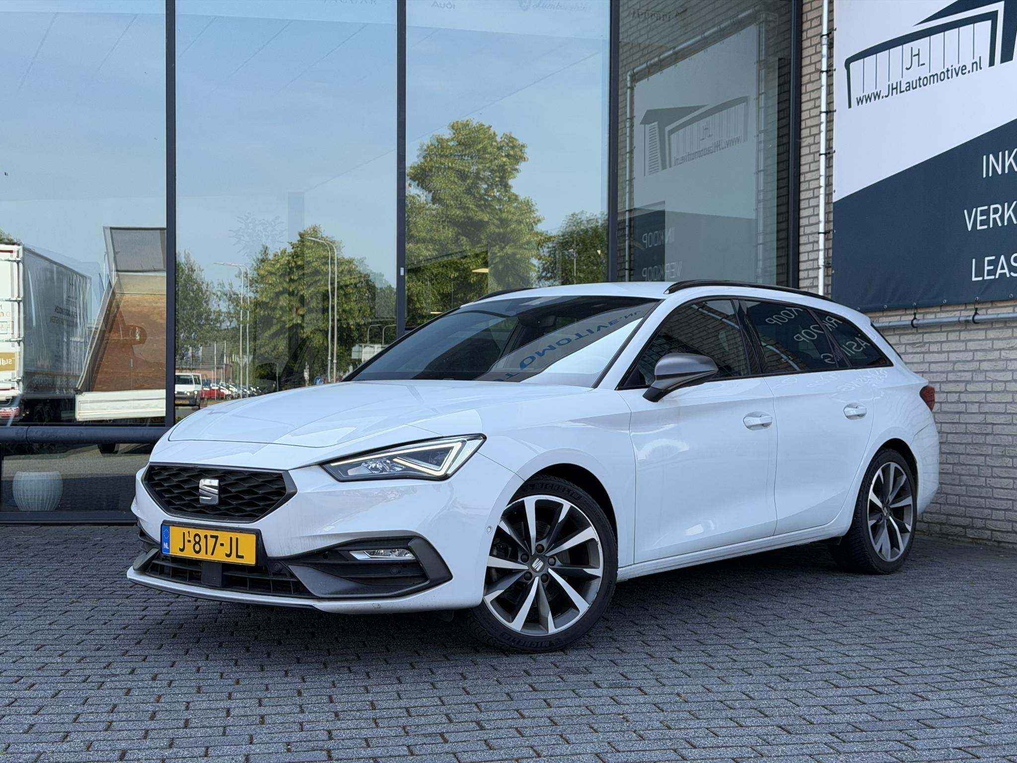 SEAT Leon Sportstourer 1.5 TSI FR facelift *ACC*HAAK*ECC*NAV, Auto's, Seat, Voorwielaandrijving, Stof, 4 cilinders, 150 pk