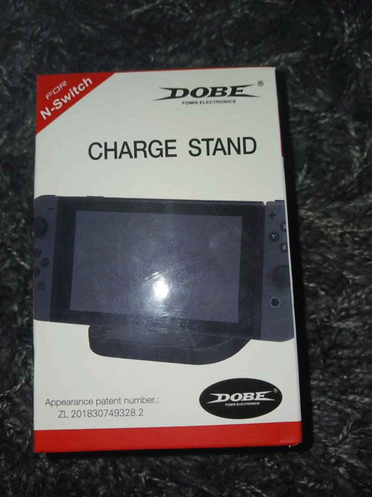 Nintendo switch charge stand Nieuw in de doos € 4, Ophalen of Verzenden, Nieuw
