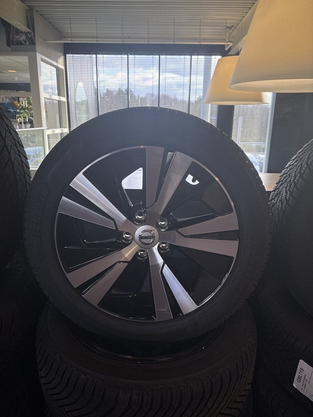 Winterbanden Michelin 225/50 R17 Nieuwe Velgen, Gebruikt, -, -, Banden en Velgen